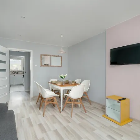 Family Osiedle Rusa By Renters * Poznań